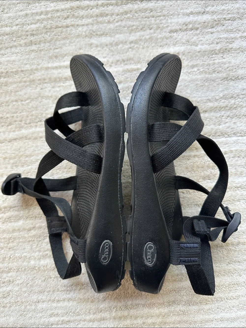 EUC Chaco Men's Z/2 Classic Sandals With Toe Loop Outdoor J105427W Black Size 10